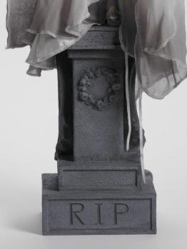 Tonner - Re-Imagination - Cemetery Tombstone - Accessory